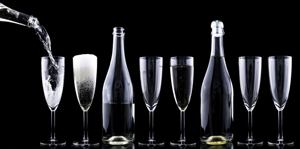 champagne-glasses